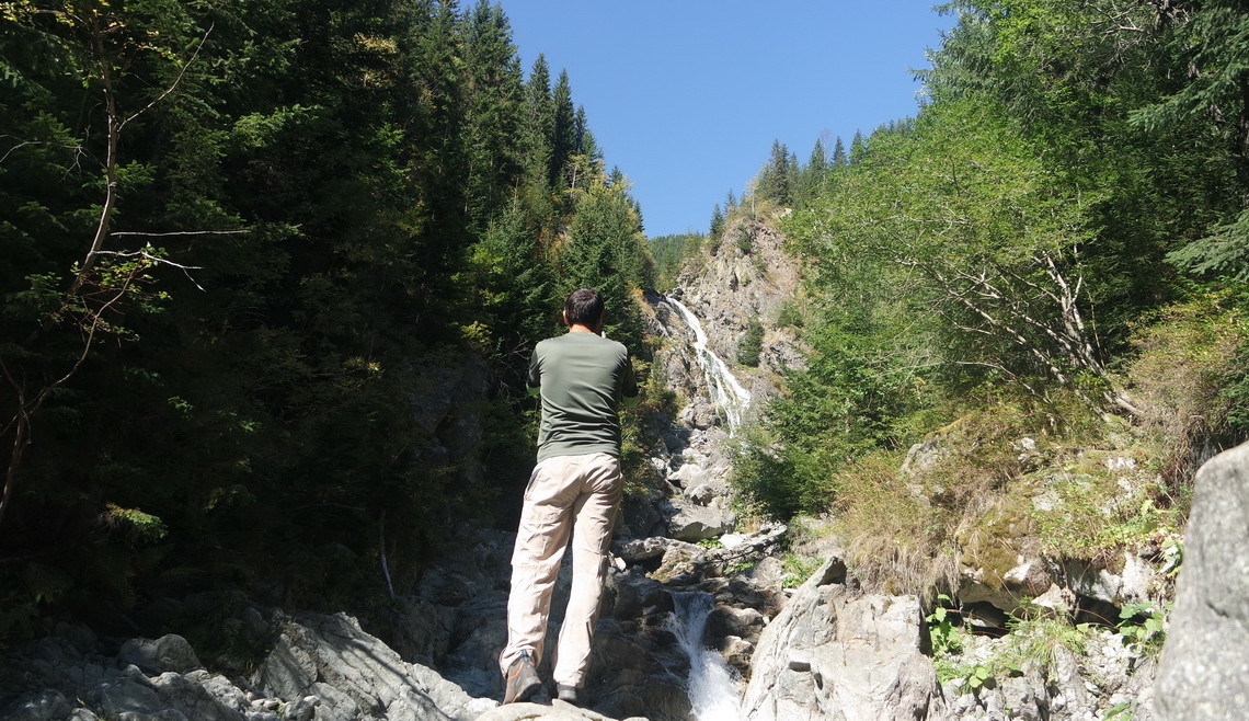 Cascada Moara Dracilor, munții Latoriței