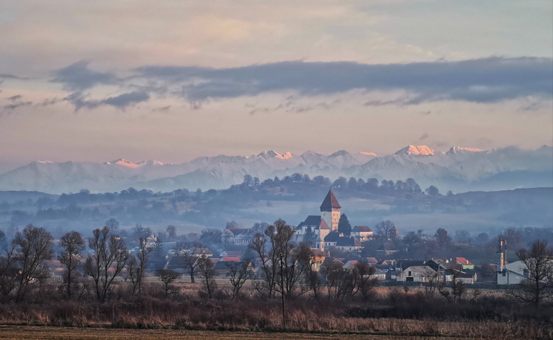 Biserica fortificată din Hosman