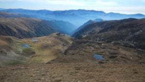 Lacurile de sub Dara