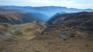 Lacurile de sub Dara
