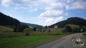 Urcând către izvor