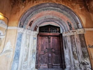 Biserica fortificată din Hosman