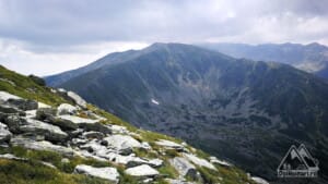 Lacul Ghereșul și vf. Leșul (2375m)